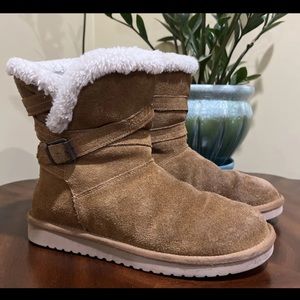 KOOLABURRA BY UGG/ DELENE SHORT 1121504/ BROWN